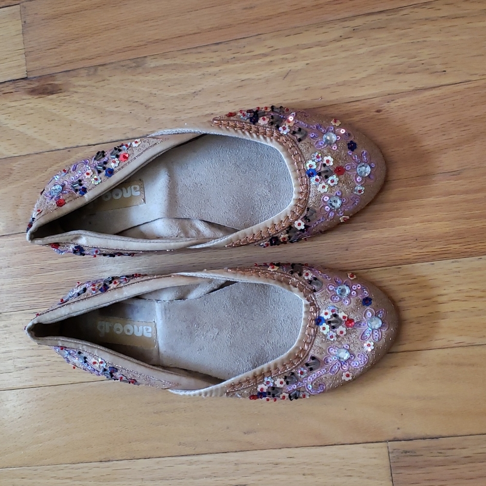 Jeweled flats